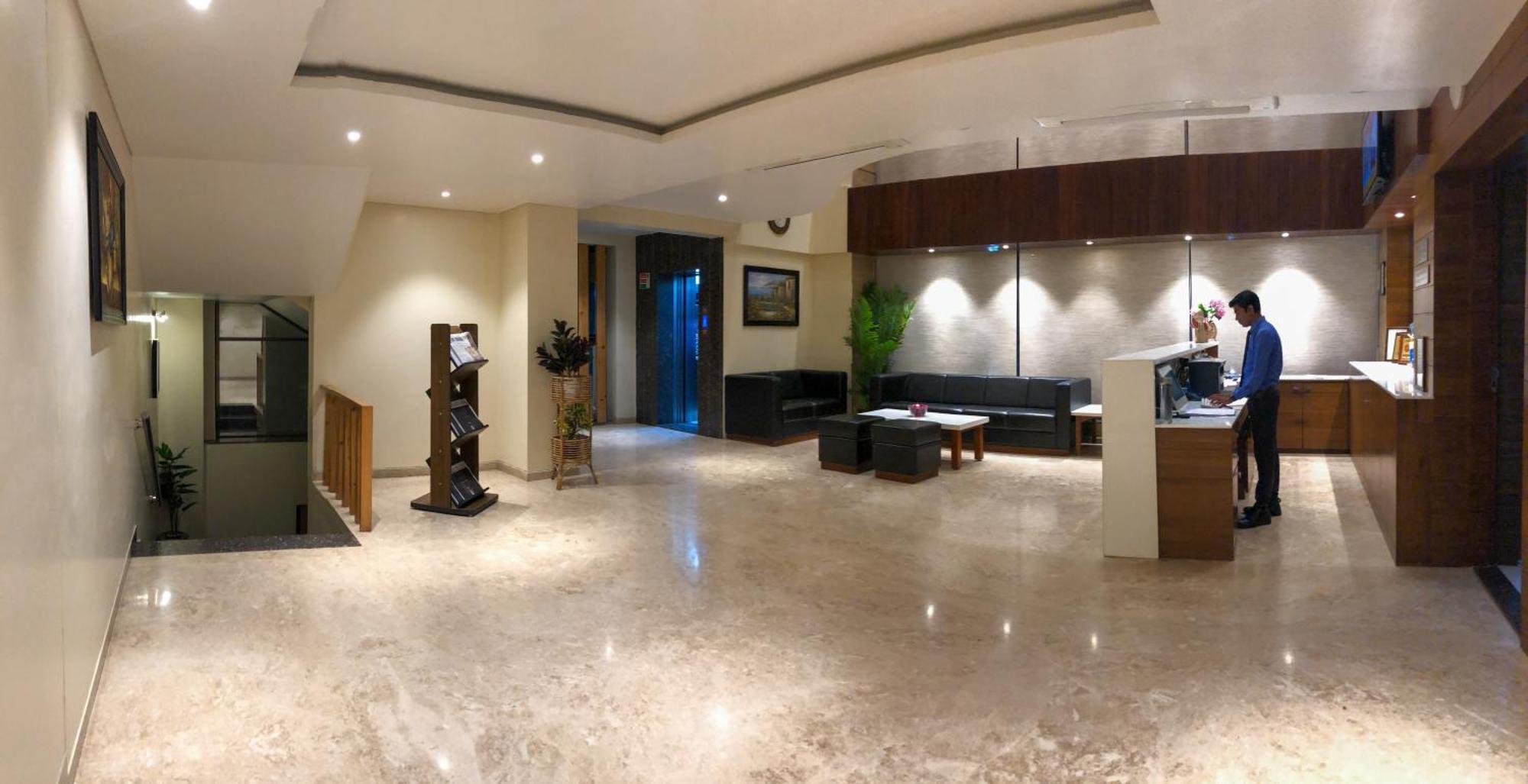 Hotel Virgo Sumeru Бхавнагар Экстерьер фото